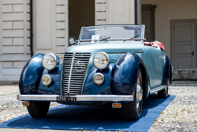 Bild Nur wenige Vertreter der Zwischenkriegszeit: Lancia Astura Cabriolet des Jahrgangs 1938; ein Luxusautomobil mit 3-Liter-V8-Motor.