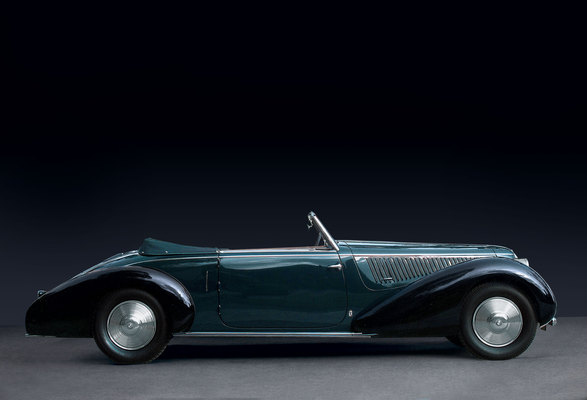 Lancia Astura Serie 4 Pinin Farina Special Cabriolet (1939) - zu sehen an der Rétromobile Paris 2014