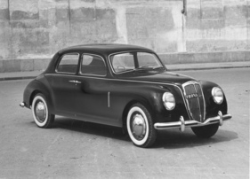 Lancia Aurelia (1950) - eine frühe Limousine der ersten Serie