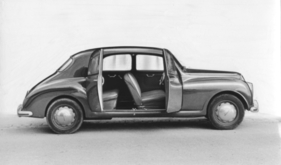 Lancia Aurelia (1953) - pfostenloser und deshalb guter Einstieg