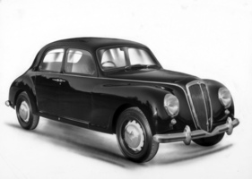 Lancia Aurelia (1953) - viertürige LImousine