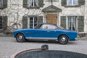 Lancia Aurelia 2000 B52 Vignale Coupé (1952) - Pontonform, die hinteren Kotflügel sind aber immer noch leicht angedeutet