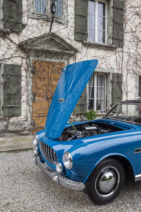 Lancia Aurelia 2000 B52 Vignale Coupé (1952) - die Zugänglichkeit zum Motor ist gut