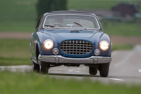 Lancia Aurelia 2000 B52 Vignale Coupé (1952) - mancher denkt an Ferrari, wenn er den Wagen kommen sieht Lancia Aurelia 2000 B52 Vignale Coupé (1952) - mancher denkt an Ferrari, wenn er den Wagen kommen sieht