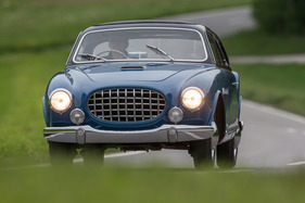 Lancia Aurelia 2000 B52 Vignale Coupé (1952) - zwei Hauptscheinwerfer plus Zusatzlampen vorne Lancia Aurelia 2000 B52 Vignale Coupé (1952) - zwei Hauptscheinwerfer plus Zusatzlampen vorne