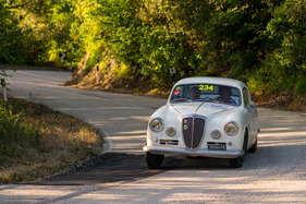 Lancia Aurelia B 20 GT 2500 V Serie (1956) an der Mille Miglia 2013