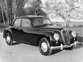 Lancia Aurelia B 21 (1952) - pfostenlose und selbsttragende Limousine Lancia Aurelia B 21 (1952) - pfostenlose und selbsttragende Limousine