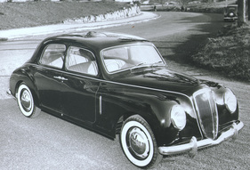 Lancia Aurelia B10 Berlina (1951 - die Limousine mit den gegenläufigen Türen
