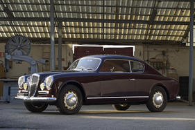Lancia Aurelia B20 GT 2. Série Coupé (1952) - angeboten als Lot 422 an der Bonhams-Versteigerung im Grand Palais Paris am 4. Februar 2016