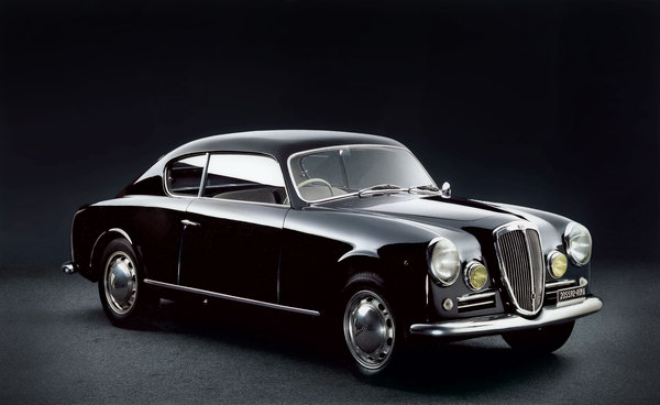 Bild Lancia Aurelia B20 Serie 2 (1953) - zu sehen an der Rétromobile Paris 2014