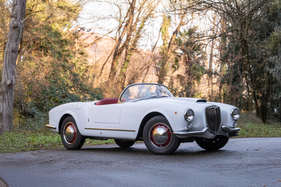 Lancia Aurelia B24 Spider America (1955) – angeboten als Lot Nr. 230 bei der RM-Sotheby's-Versteigerung in Paris am 4. und 5. Februar 2025