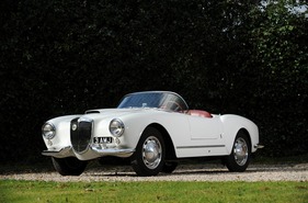 Lancia Aurelia B24 Spider Coachwork by Pinin Farina (1955) - verkauft an der Goodwood-Chichester-Auktion von Bonhams am 15. September 2012