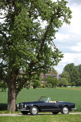 Lancia Aurelia B24S Convertibile (1958) - klassische Proportionen