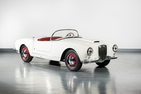 Lancia Aurelia B24S Spider America (1955) - als Lot 235 an der RM/Sotheby's Monterey Versteigerung am 19. August 2022