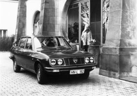 Lancia Beta Berlina (1974) - Seitenansicht, rechts-vorne