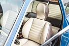 Lancia Beta HPE 1600 (1976) - die hohen Kopfstützen verleihen dem Sitz eine futuristische Form