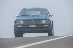 Lancia Beta HPE 1600 (1976) - von vorne vom parallel gebauten Coupé fast nicht zu unterscheiden (1976)