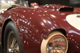 Lancia D24 (1954) - interessante Kotflügelkonstruktion - an der Rétromobile Paris 2014 Lancia D24 (1954) - interessante Kotflügelkonstruktion - an der Rétromobile Paris 2014