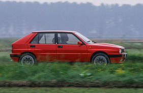 Lancia Delta HF Integrale 16V (1989) - 200 PS machten den Viertürer zur schnellen Sportlimousine