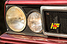Lancia Delta HF Integrale 8V (1991) - HF-Zeichen auf dem Bug, mit einem Elefäntchen (© Daniel Reinhard, 2022) Lancia Delta HF Integrale 8V (1991) - HF-Zeichen auf dem Bug, mit einem Elefäntchen (© Daniel Reinhard, 2022)