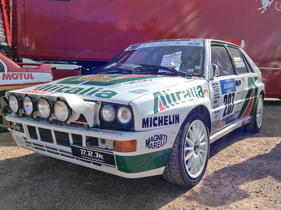 Lancia Delta Integrale HF - ein atemberaubender Lancia Delta Integrale startete in der Gleichmässigkeitsklasse - 15. Tour de Corse Historique 2015 (1990)