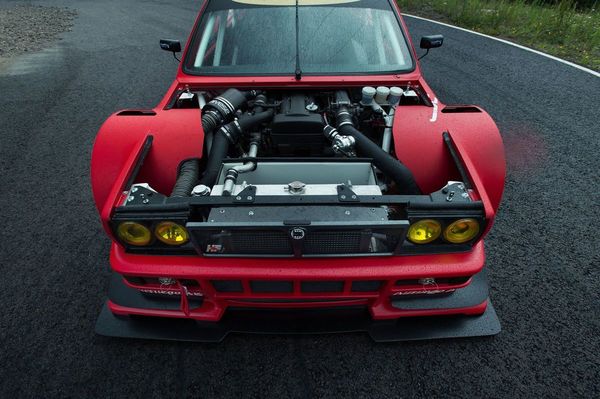 Lancia Delta LaSupra von Peter Pentell