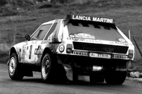 Lancia Delta S4 - Lancia Delta S4 Gruppe B in voller Fahrt bei der Rallye Monte Carlo 1986