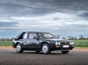 Lancia Delta S4 Stradale (1985) – angeboten als Lot Nr. 148 bei der Bonhams-Versteigerung in Paris am 6. Februar 2025