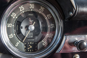 Lancia Flamina Pininfarina Coupé 3B (1963) - Drehzahlmesser mit Warnleuchten