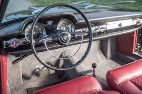 Lancia Flamina Pininfarina Coupé 3B (1963) - grosse Instrumente, Kunststofflenkrad