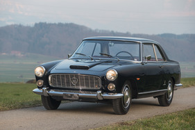 Lancia Flamina Pininfarina Coupé 3B (1963) - prägnanter Kühlergrill