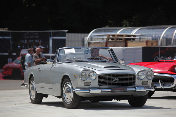 Lancia Flaminia 2.5 GT 3C Convertibile Touring (1963) - als Lot 28 an der Versteigerung der Oldtimer Galerie auf dem Dolder am 16. Juni 2018