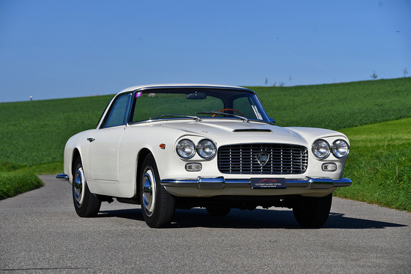 Lancia Flaminia 2500 GT Touring (1961) - als Lot 133 an der Versteigerung der Oldtimer Galerie in Gstaad am 29. Dezember 2022