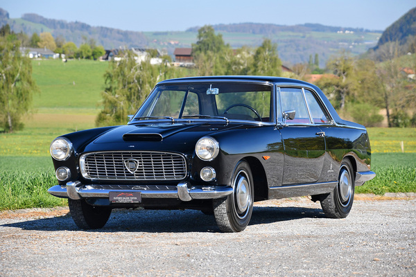 Lancia Flaminia 3B 2500 Coupé Pininfarina (1963) - als Lot 22 angeboten an der Versteigerung der Oldtimer Galerie an der Swiss Classic World Luzern am 28. Mai 2022