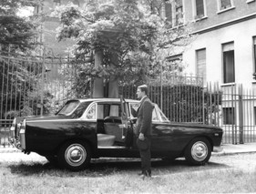 Lancia Flaminia Berlina (1967) - Signora, bitte einsteigen