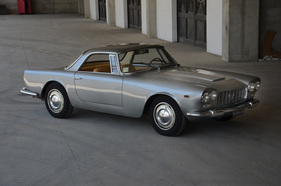 Lancia Flaminia GT Coupé Touring (1968) - als Lot 314 angeboten an der Artcurial Le Mans Classic Versteigerung am 5. Juli 2014