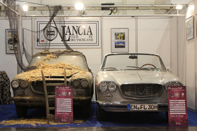 Lancia Flavia (1962) - zweimal Lancia Flavia, einmal als Scheunenfund, einmal als glänzender Klassiker - an der Techno Classica Essen 2012