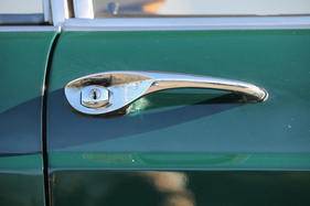 Lancia Flavia Coupé 2000 (1970) – Türgriff mit schönem Schwung