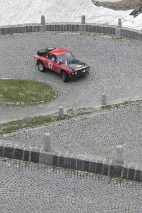 Lancia Fulvia (1971) - an der Rallye Peking-Paris 2013 - Sonderprüfung Tremola Tag 31