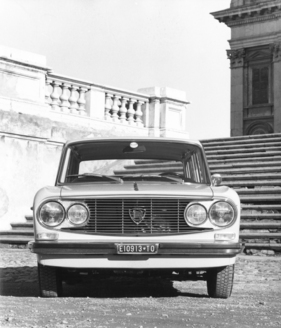 Lancia Fulvia Berlina (1971) - Frontansicht mit Ähnlichkeiten zur Flavia Limousine