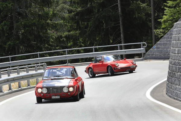 Bild: Lancia Fulvia Coupé und Porsche 911 an der Heidland-Classic 2023