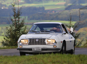 Lancia Fulvia Sport (1966) am Michaelskreuzrennen 2011 (Startnummer 264)