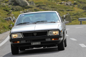 Lancia Gamma 2500 Coupé (1979) - bei der Überquerung des Flüelapasses an der Passione Engadina 2019
