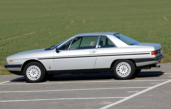 Lancia Gamma Coupé 2500 I.E. (1982) - das Heck ist die Schokoladenseite des Coupés