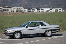 Lancia Gamma Coupé 2500 I.E. (1982) - übernahm Designanleihen vom Fiat 130 und früheren Ferrari-Modellen