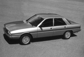 Lancia Gamma Scala Pininfarina (1980) - Limousine auf Basis des Coupés, gezeigt am Pariser Autosalon 1980 - so hätte die Limousine aussehen sollen