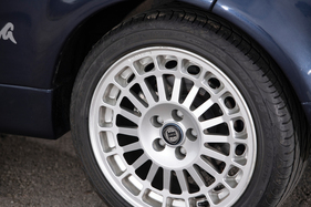 Lancia Hyena Zagato (1993) - 205/45 Reifen auf 16'' Felgen