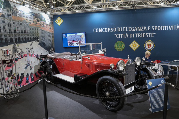 Lancia Lambda Serie IV (1925) - als offener Viertürer - 42. Auto e Moto d'Epoca 2025