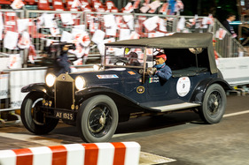 Lancia Lambda serie VII (1928) an der Mille Miglia 2013