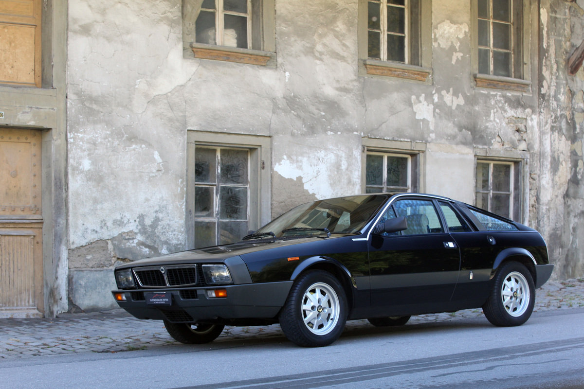 Lancia Montecarlo (1980) - ab 1980 mit modernisiertem Kühlergrill und Fenster in den C-Säulen